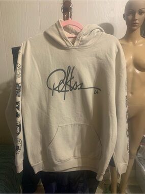 YRU Cream Crewneck Hoodie with Script Logo